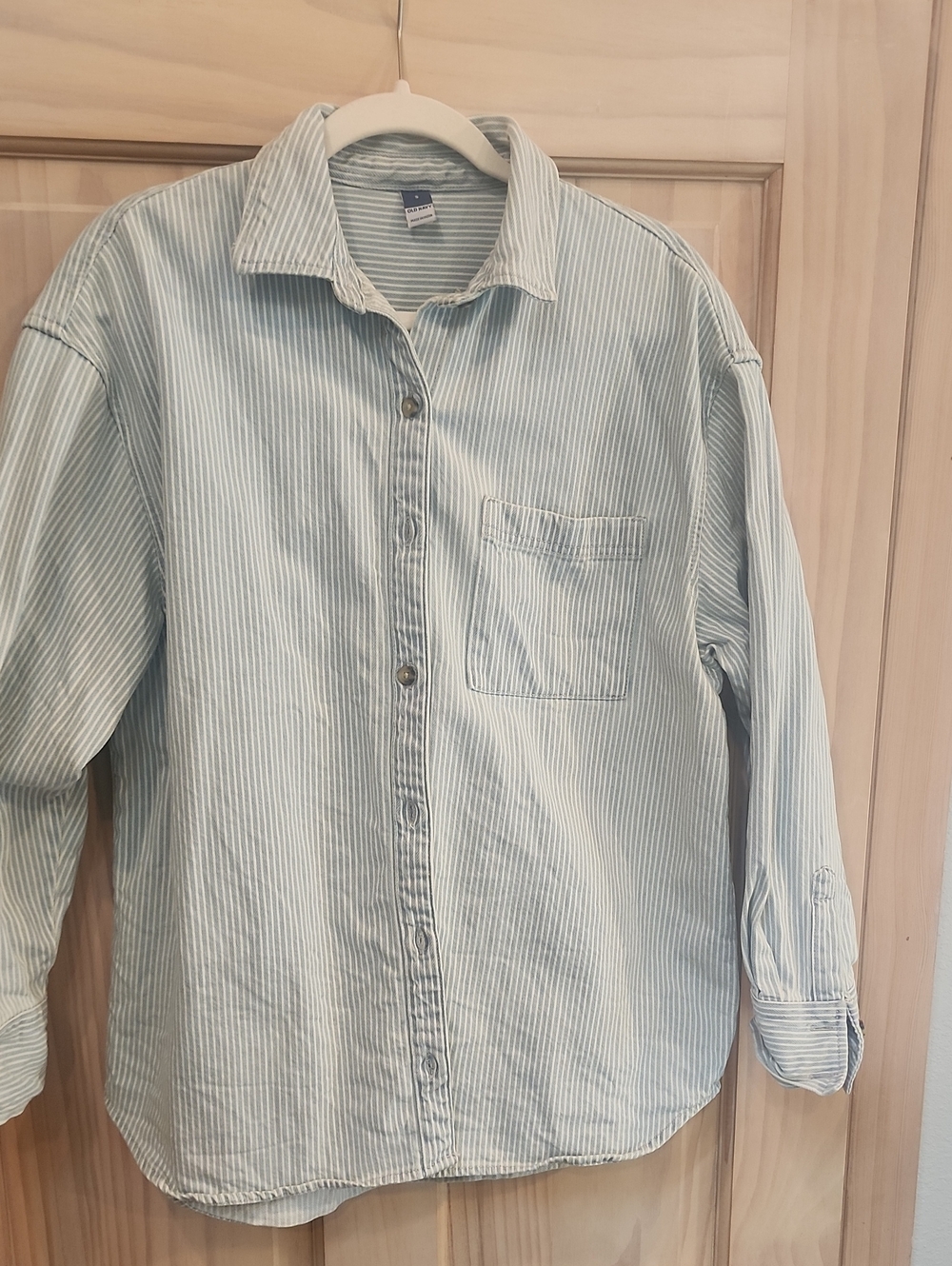 Old Navy Light Blue & White Striped Casual Button-Down Shirt/Shacket